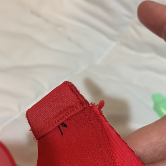 Lightly Worn VS Wear Everywhere Bra SEE ALL PICS - Picture 11 of 12